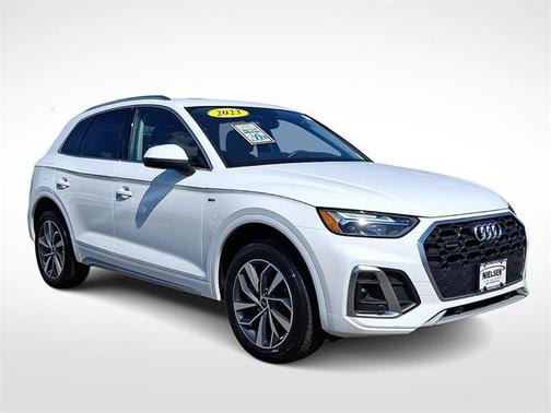 2023 Audi Q5 45 S line Premium Plus