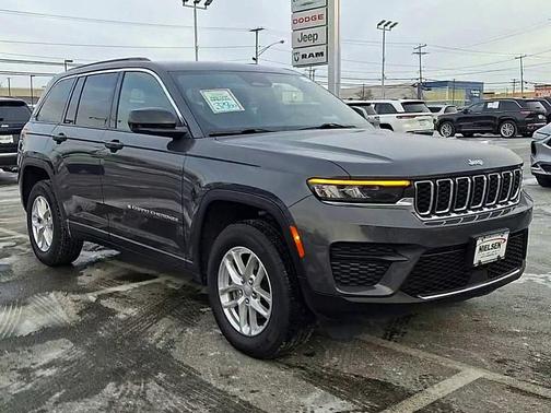 2025 Jeep Grand Cherokee Laredo