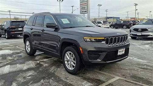 2025 Jeep Grand Cherokee Laredo