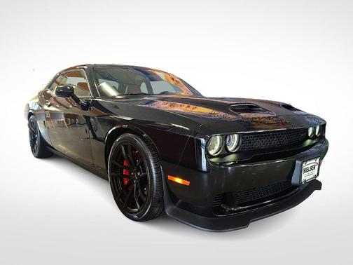 Pitch Black Clearcoat 2023 Dodge Challenger SRT Hellcat