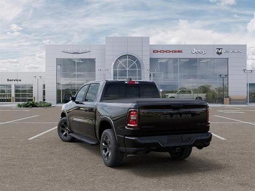 Diamond Black Crystal Pearlcoat 2026 RAM 1500 Big Horn/Lone Star