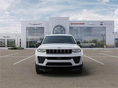 2026 Jeep Grand Cherokee Altitude
