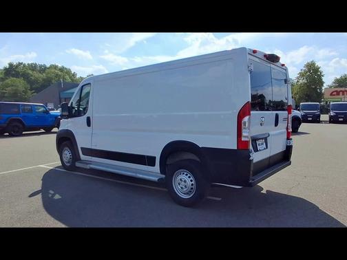 Bright White Clearcoat 2025 RAM ProMaster 2500 Tradesman