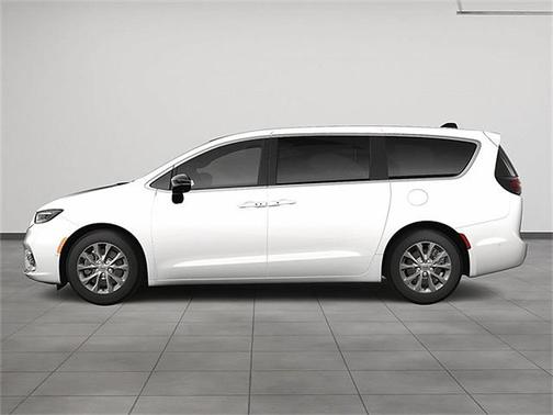 2025 Chrysler Pacifica L