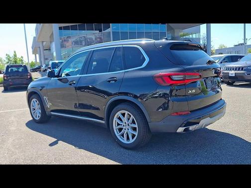 Black Sapphire Metallic 2020 BMW X5 xDrive40i