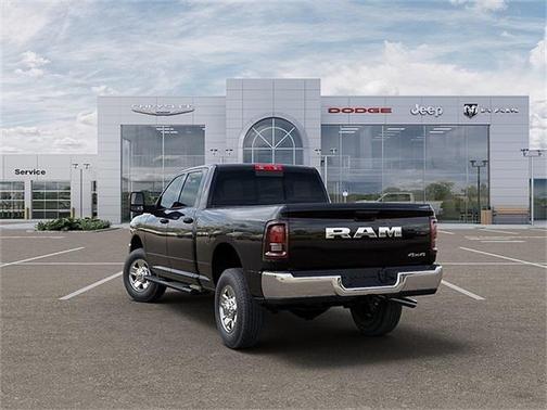 2026 RAM 2500 Tradesman Crew Cab 4x4 6'4' Box