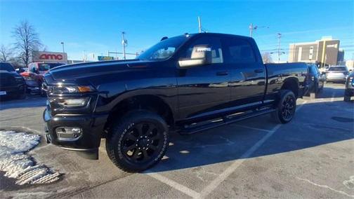 2025 RAM 2500 Big Horn Crew Cab 4x4 6'4' Box