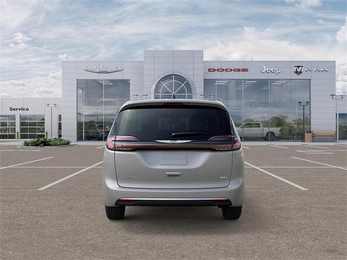 Silver Mist Clearcoat 2026 Chrysler Pacifica L
