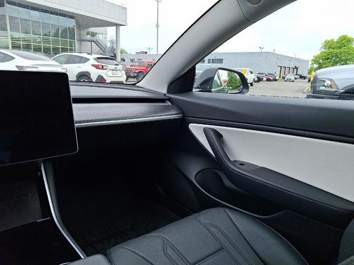 Solid Black 2020 Tesla Model 3 Standard Range Plus