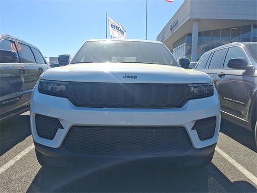 2024 Jeep Grand Cherokee Altitude