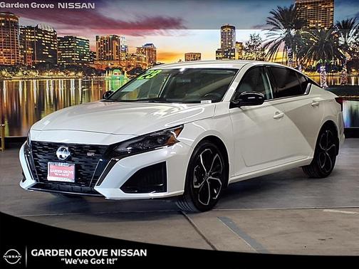 2023 Nissan Altima SR FWD