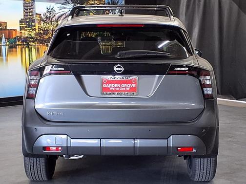 Gun Metallic 2026 Nissan Kicks SV