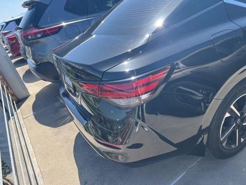 Super Black 2025 Nissan Sentra SV