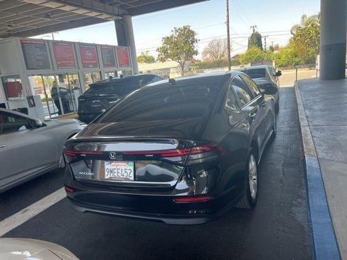 Crystal Black Pearl 2024 Honda Accord LX 1.5T