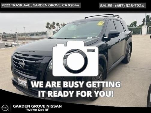2024 Nissan Pathfinder SV FWD