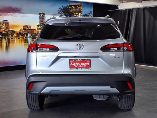 2023 Toyota Corolla Cross XLE