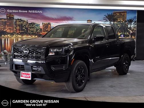 Super Black 2026 Nissan Frontier SV