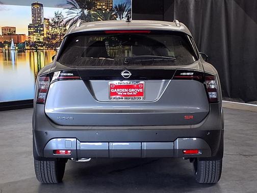 Gun Metallic 2026 Nissan Kicks SR