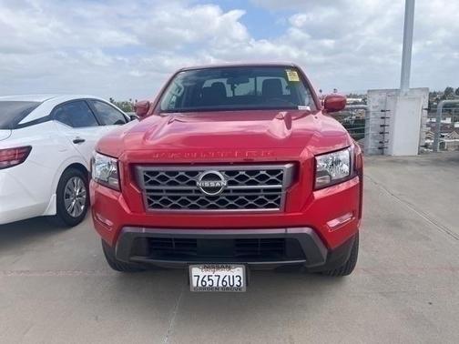2023 Nissan Frontier SV
