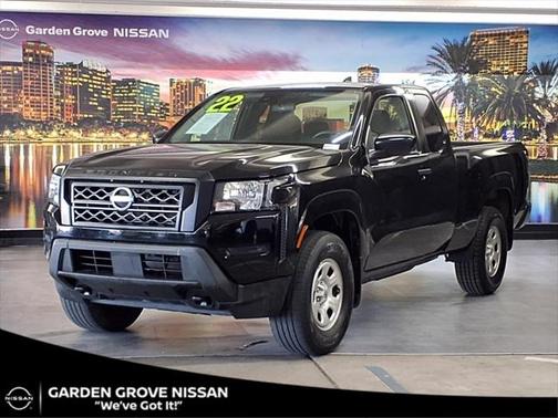 2022 Nissan Frontier S