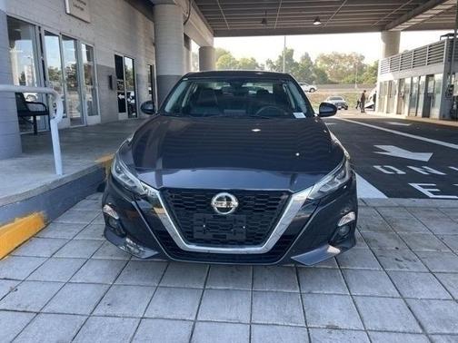 2022 Nissan Altima 2.5 SL