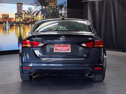 2022 Nissan Altima 2.5 SL