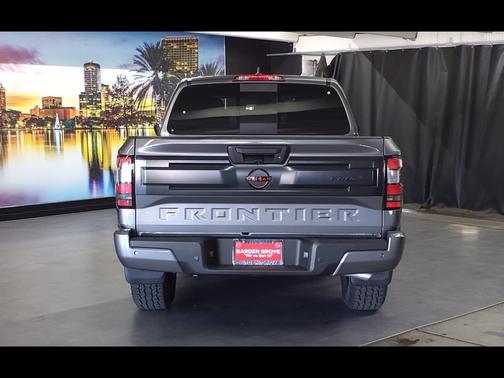 2025 Nissan Frontier PRO-X