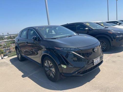 Black Diamond Pearl 2023 Nissan ARIYA EVOLVE+