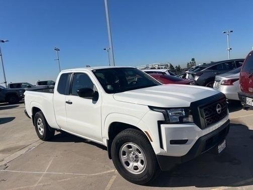 2023 Nissan Frontier S