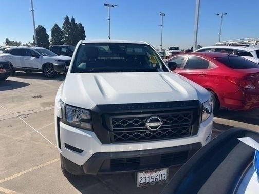 2023 Nissan Frontier S