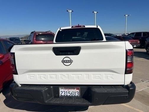 2023 Nissan Frontier S