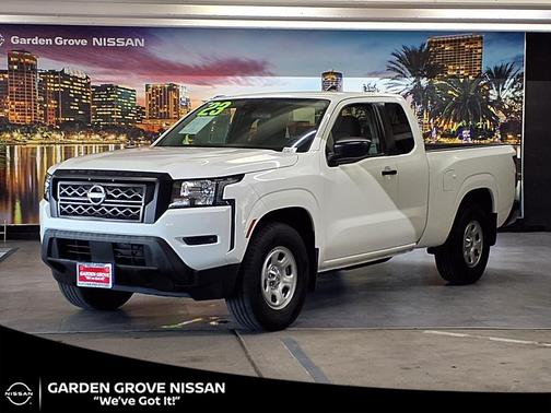 2023 Nissan Frontier S