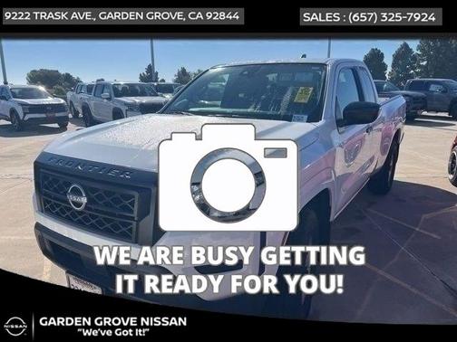 2023 Nissan Frontier S