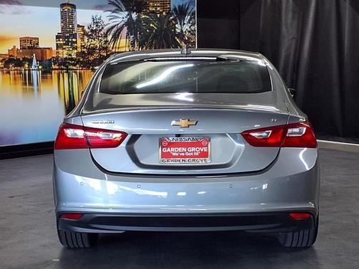 Sterling Gray Metallic 2024 Chevrolet Malibu LT