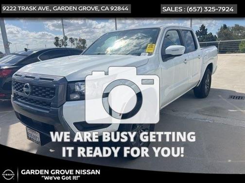 Glacier White 2025 Nissan Frontier SV