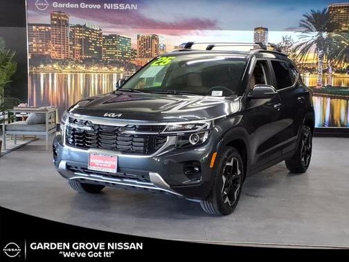 Gravity Gray 2025 Kia Seltos EX