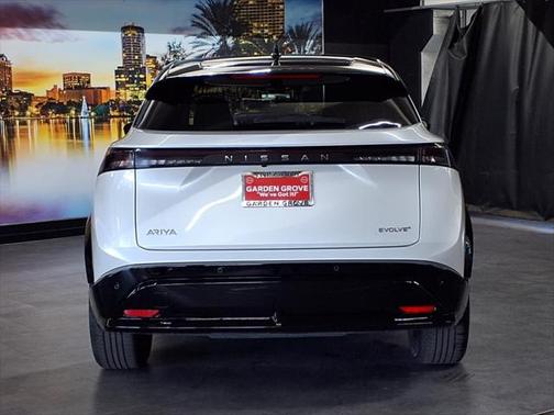 2025 Nissan ARIYA EVOLVE+