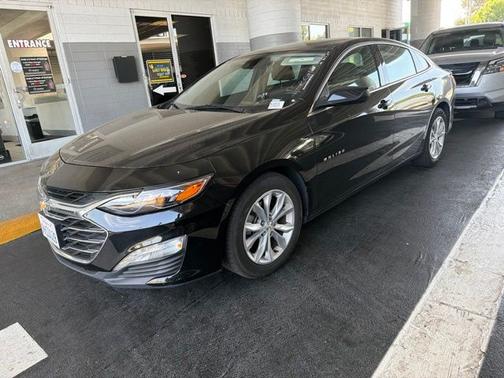 Mosaic Black Metallic 2024 Chevrolet Malibu LT