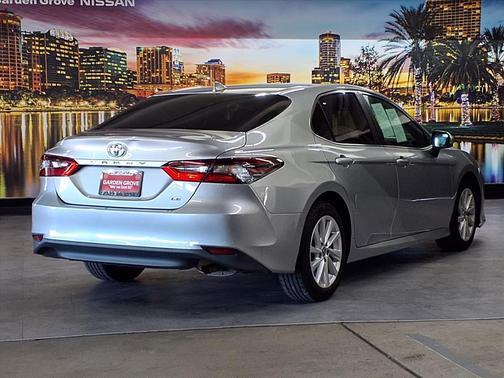 2021 Toyota Camry LE