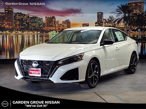 2025 Nissan Altima SR FWD