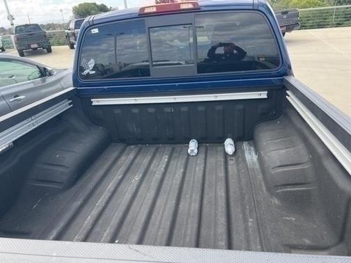 2022 Nissan Frontier PRO-X