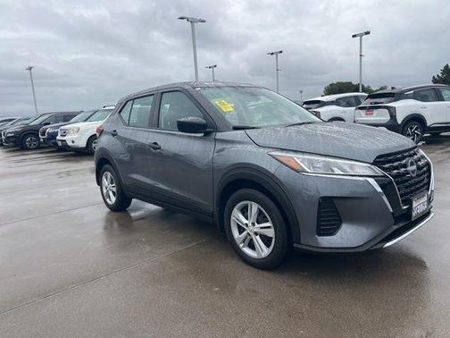 2024 Nissan Kicks S