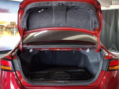 2024 Nissan Altima SR FWD