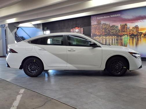 Fresh Powder 2026 Nissan Sentra SV