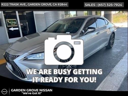 Iridium 2024 Lexus ES 300h Base