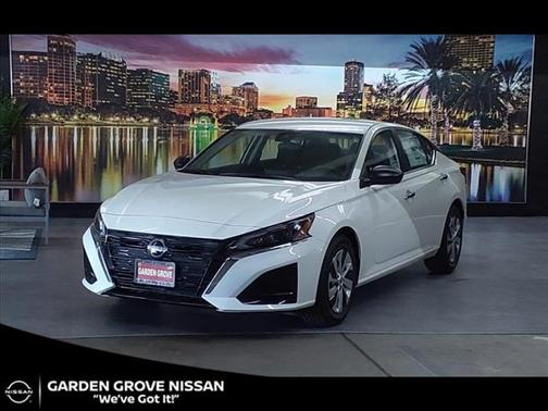 2025 Nissan Altima S FWD