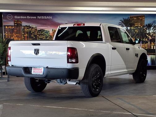 2024 RAM 1500 Classic Warlock Crew Cab 4x2 5'7' Box