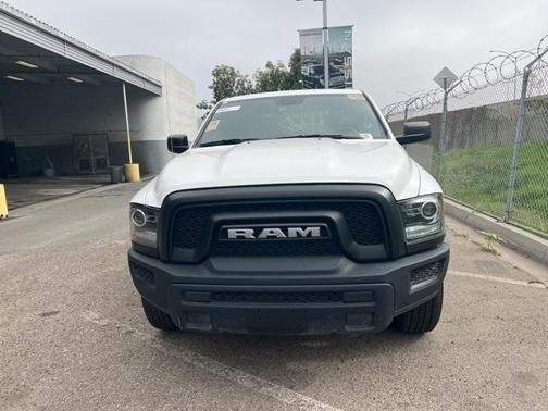 2024 RAM 1500 Classic Warlock Crew Cab 4x2 5'7' Box