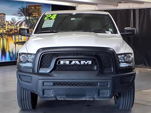2024 RAM 1500 Classic Warlock Crew Cab 4x2 5'7' Box