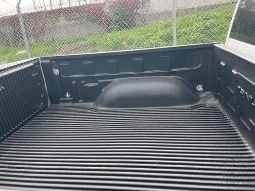 2024 RAM 1500 Classic Warlock Crew Cab 4x2 5'7' Box